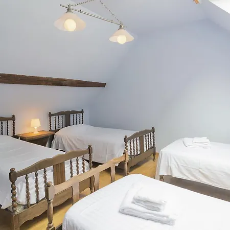 Charming Holiday In With Terrace Tatil Evi Vireux-Wallerand